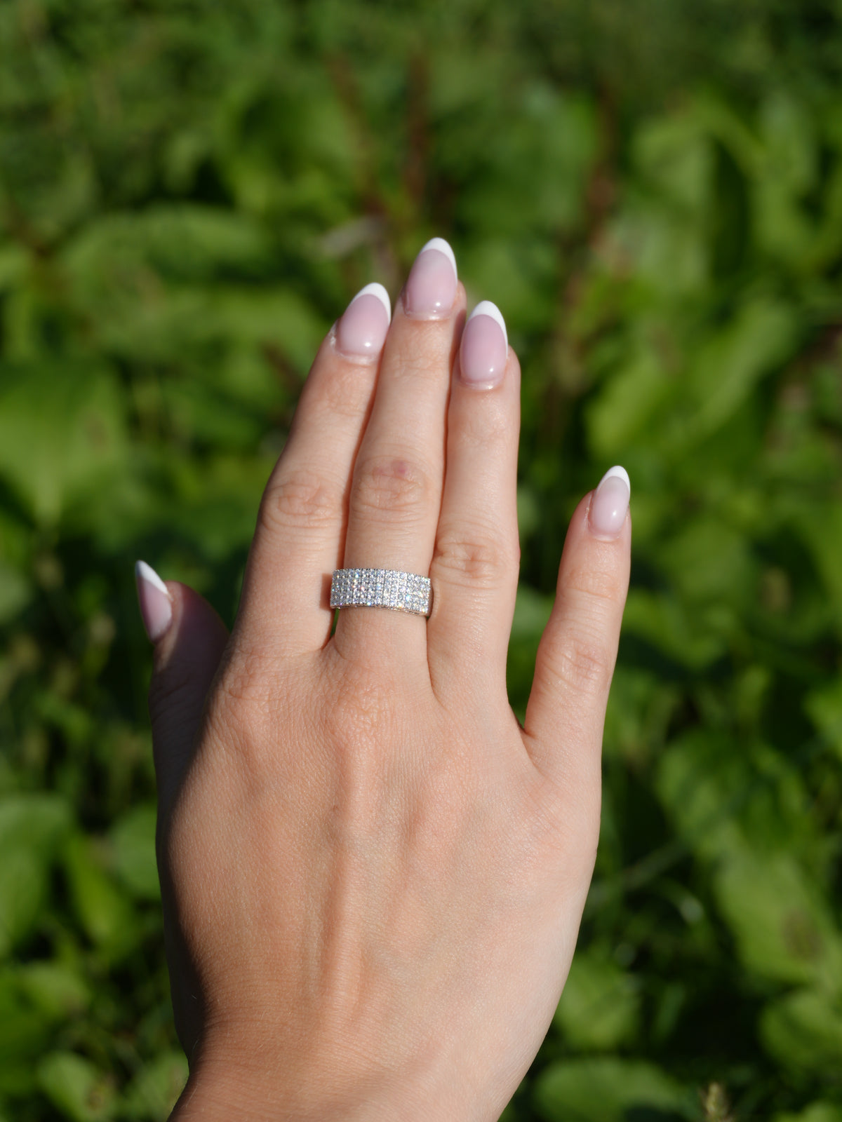 Anello Mila – Riviera Moissanite Cinque File Micro Pavé 7 mm | Argento 925