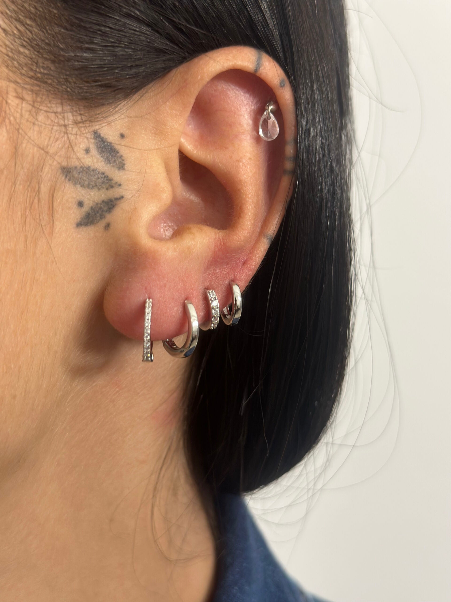 Orecchini Huggie Hoop Alyssa senza Zirconi - Orecchini Donna Argento 925