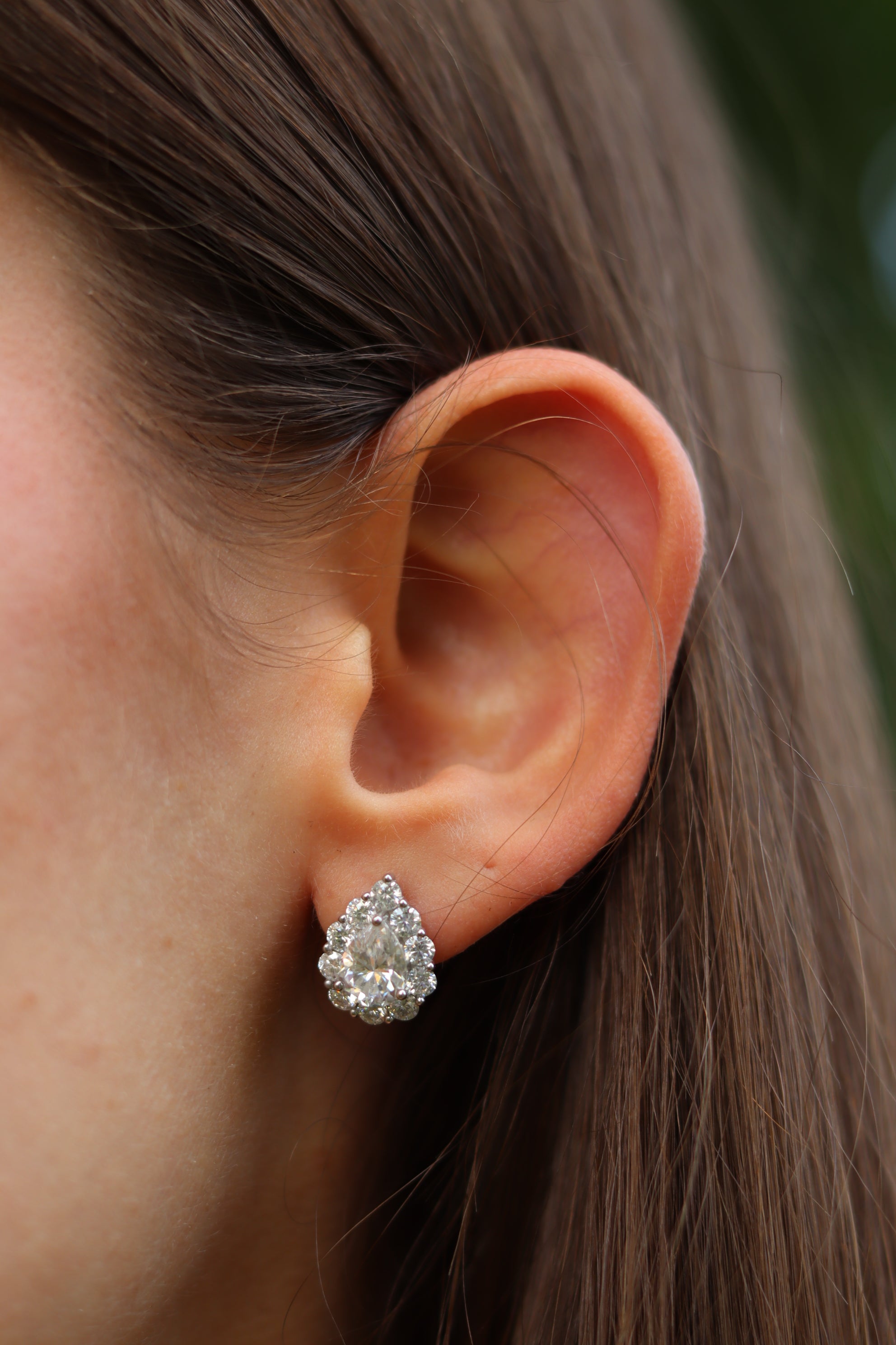 Orecchini Gaura– Orecchini in Moissanite Taglio goccia Pavé | Argento 925