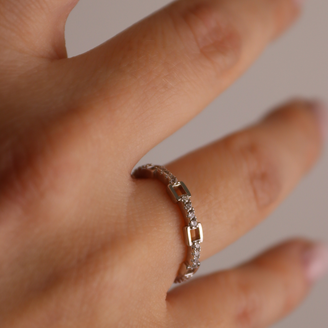 Anello Fedina Con Zirconi e Piccoli Quadratini Charlotte - Anello Donna Argento 925 E Zirconi