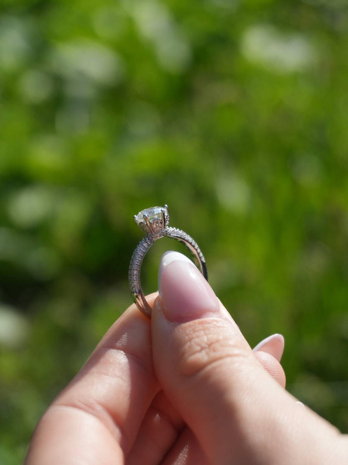 Anello Halo – Solitario Moissanite 7 mm 6 griffe | Argento 925