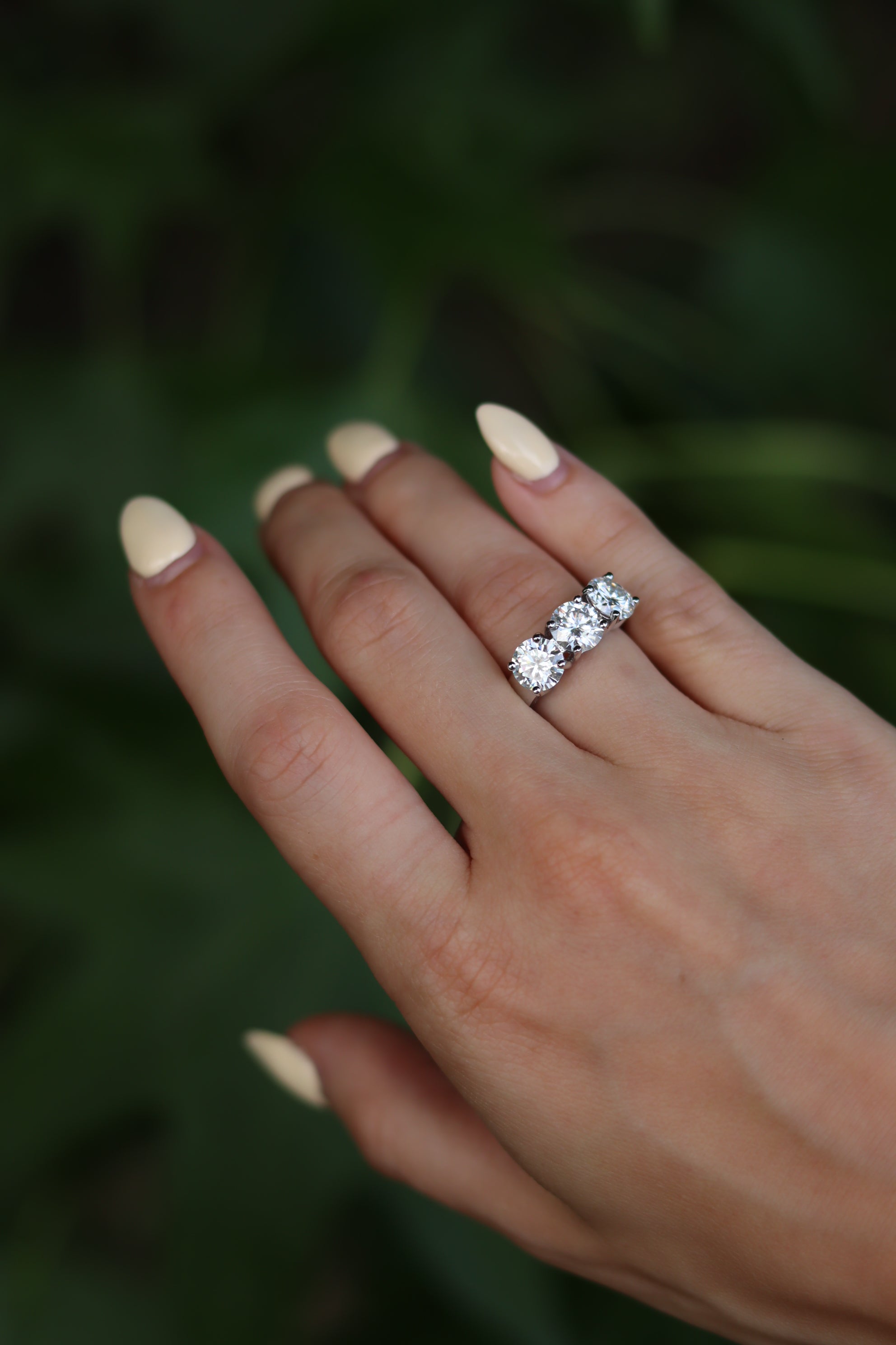 Anello Calla – Trilogy Moissanite 3 Pietre 7mm | Argento 925