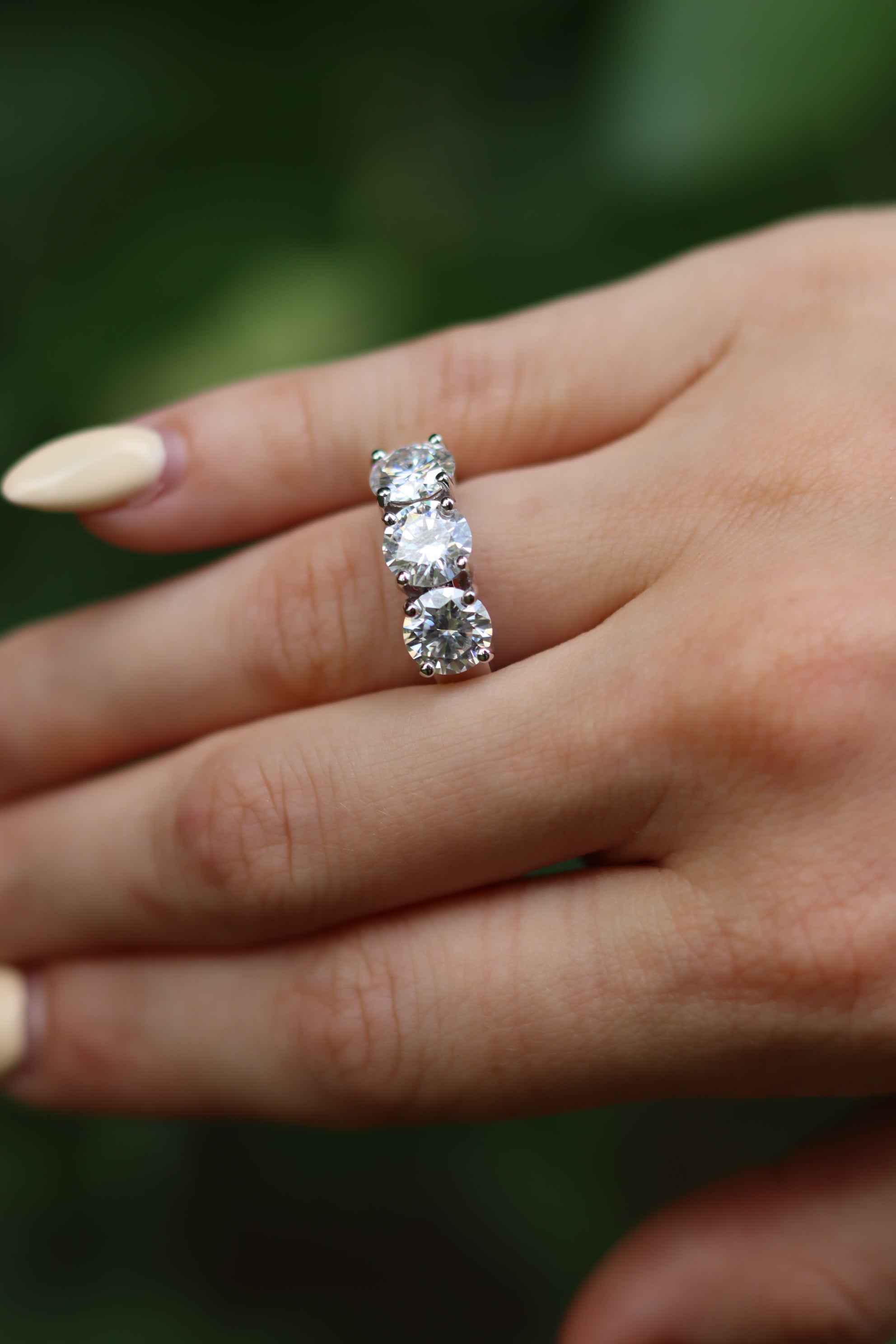 Anello Calla – Trilogy Moissanite 3 Pietre 7mm | Argento 925