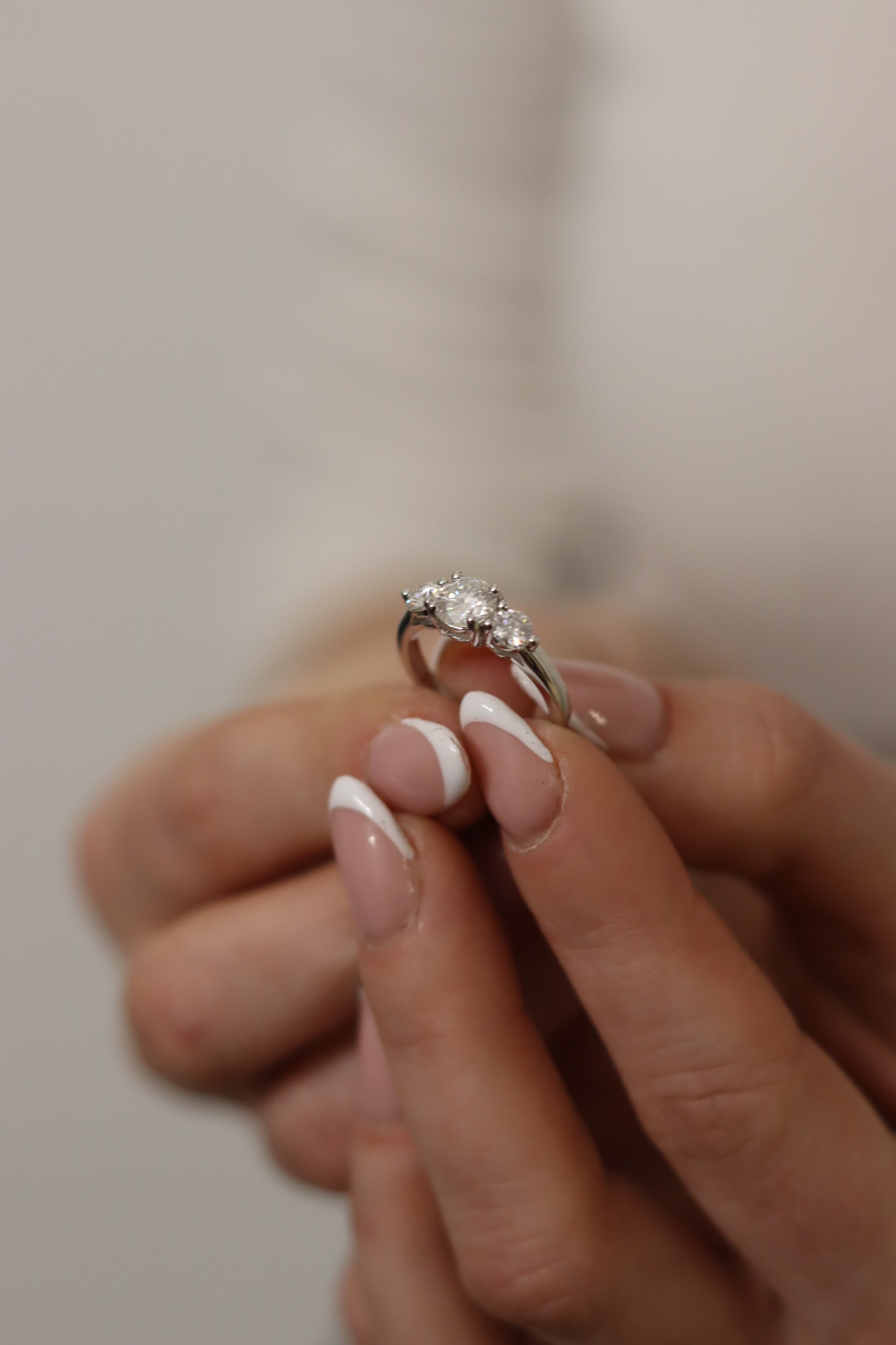 Anello Orchidea – Trilogy Moissanite Degradé | Argento 925
